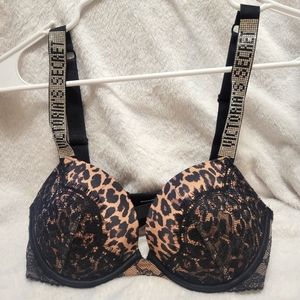 32 C Victoria Secret Very Sexy Leopard and Lace Push Up Bra.